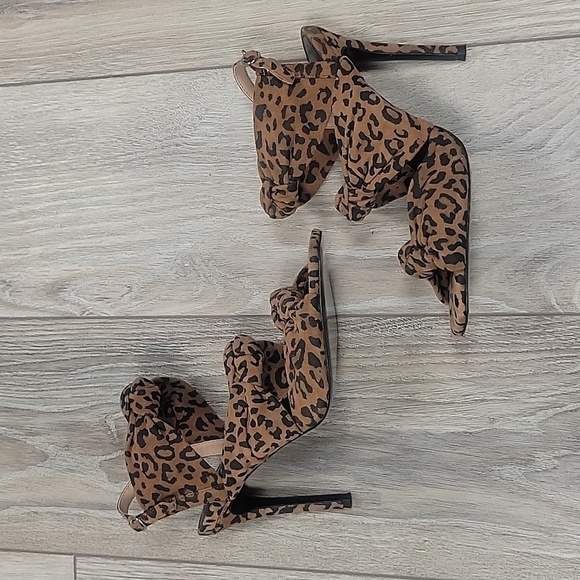 Charles David 6 1/2 Vinnie Knotted Slingback Leopard Print Stiletto Sandal - Picture 4 of 8